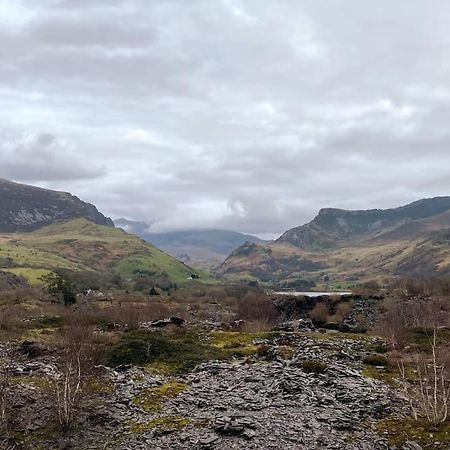 Welsh Holiday Home Sleeps 5 Close To Beaches & Mountains Nantlle Екстериор снимка