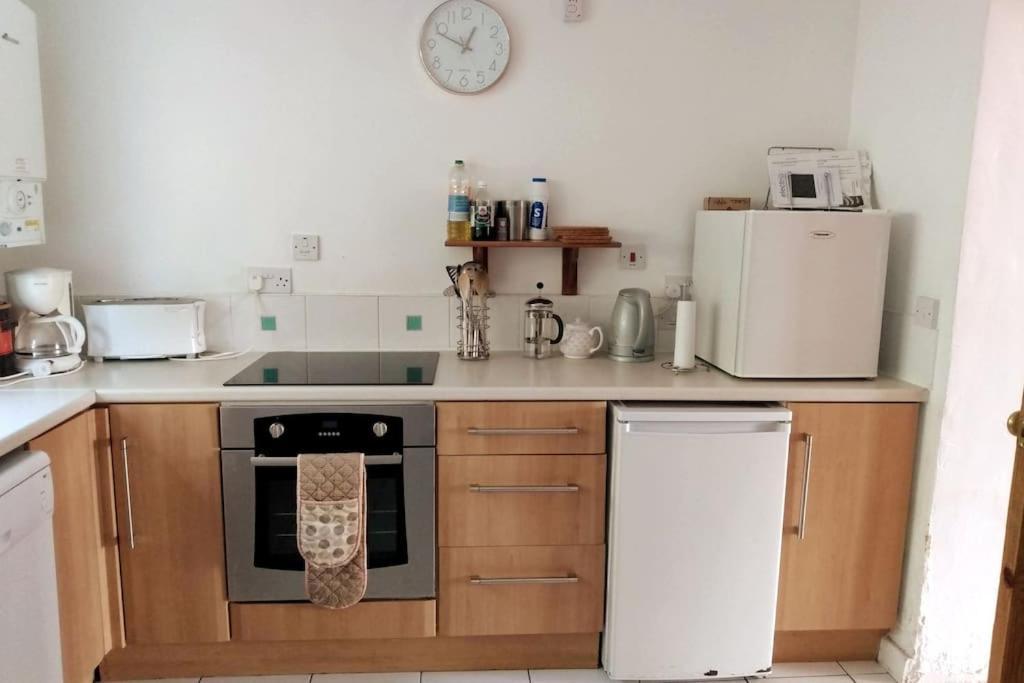 Welsh Holiday Home Sleeps 5 Close To Beaches & Mountains Nantlle Екстериор снимка