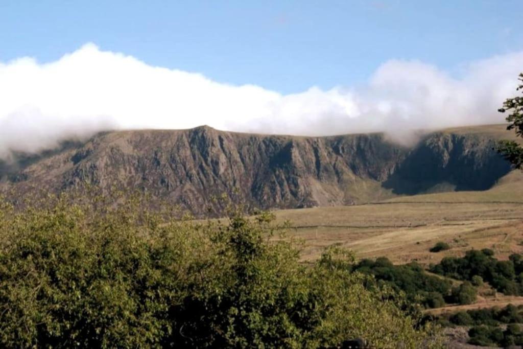 Welsh Holiday Home Sleeps 5 Close To Beaches & Mountains Nantlle Екстериор снимка
