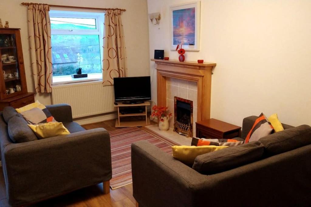Welsh Holiday Home Sleeps 5 Close To Beaches & Mountains Nantlle Екстериор снимка