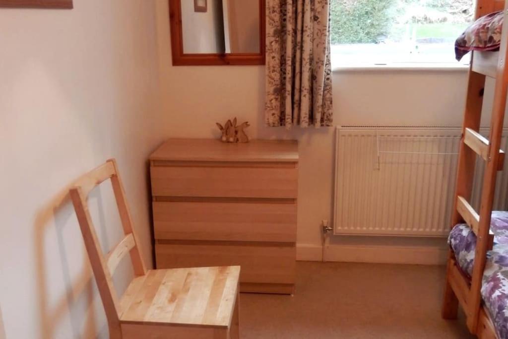 Welsh Holiday Home Sleeps 5 Close To Beaches & Mountains Nantlle Екстериор снимка